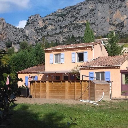 Chambre D'Hotes L'Odalyre Moustiers-Sainte-Marie Exterior foto